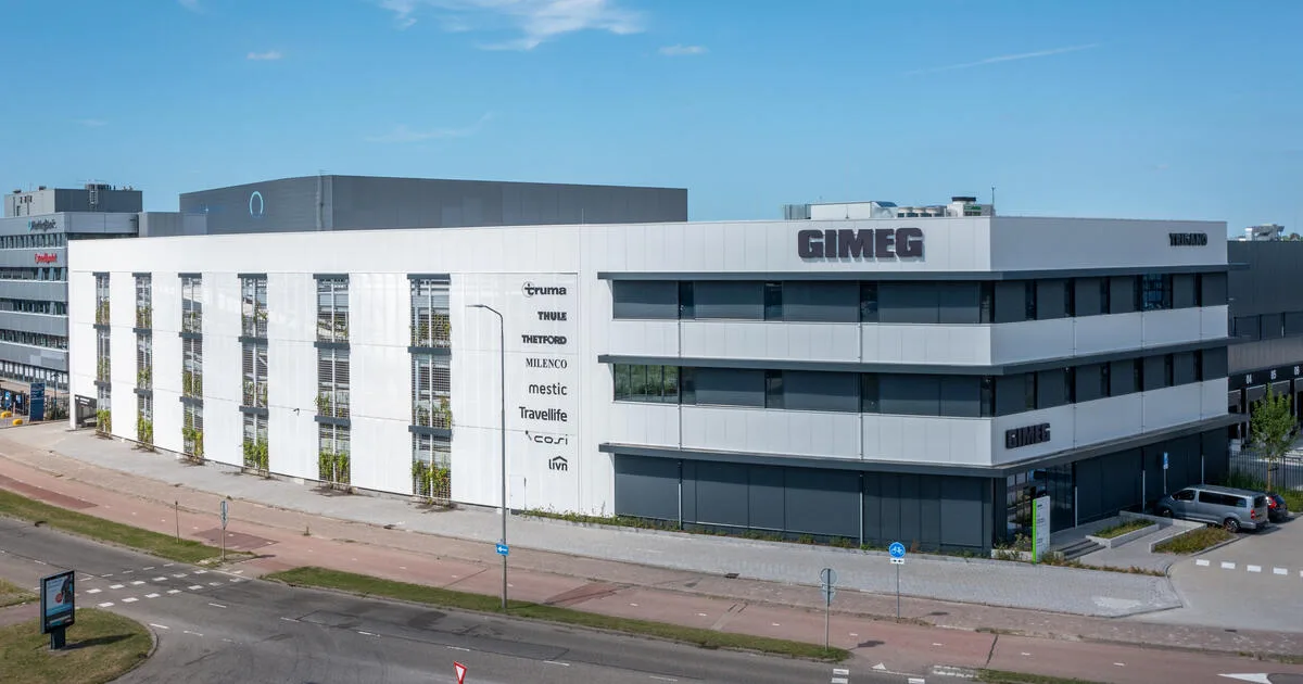 Het Gimeg-gebouw aan de Atoomweg 99 in Utrecht, nieuwe locatie van Hofclub